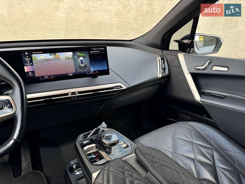 Позашляховик / Кросовер BMW iX 2021 в Стрию