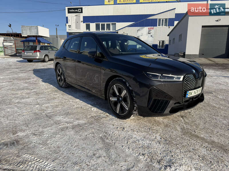 Внедорожник / Кроссовер BMW iX 2024 в Ровно