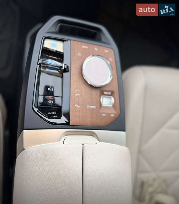 Внедорожник / Кроссовер BMW iX 2021 в Киеве