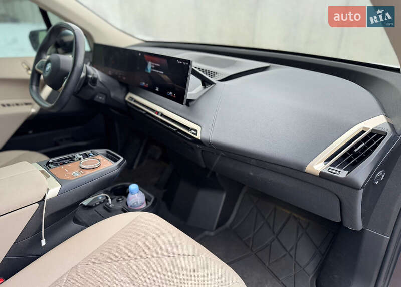Внедорожник / Кроссовер BMW iX 2021 в Киеве