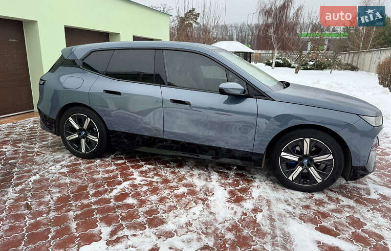 BMW iX 2021