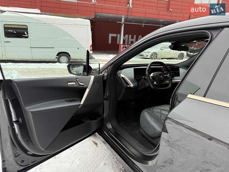 Внедорожник / Кроссовер BMW iX 2022 в Львове
