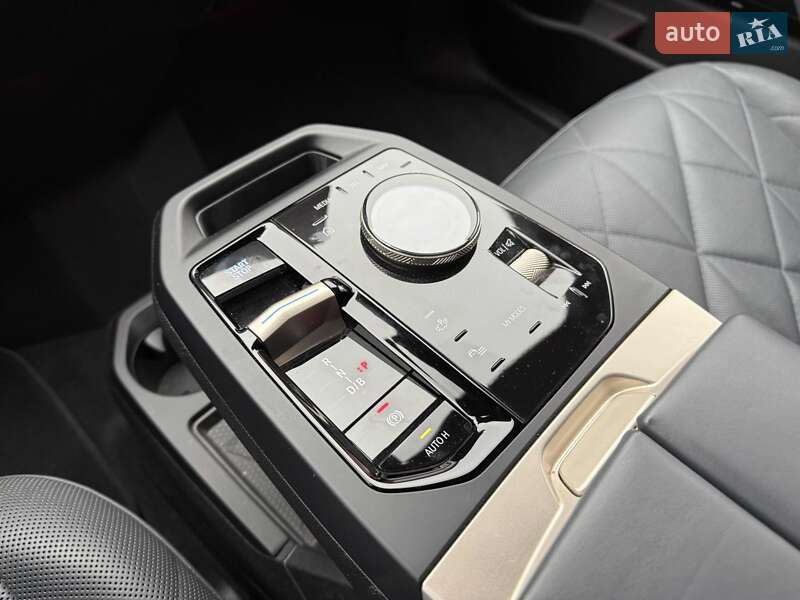 Внедорожник / Кроссовер BMW iX 2022 в Львове