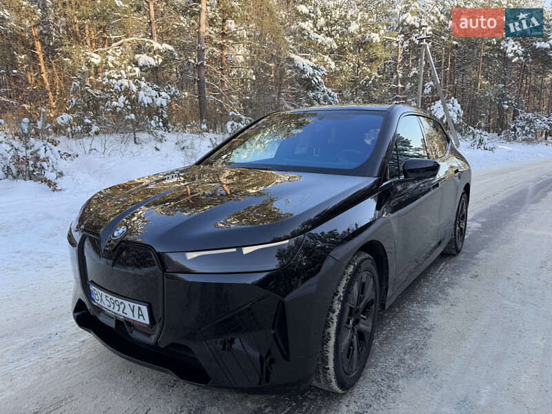 Внедорожник / Кроссовер BMW iX 2023 в Нетешине