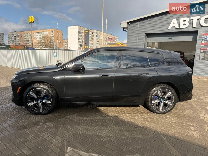 Внедорожник / Кроссовер BMW iX 2023 в Александрие