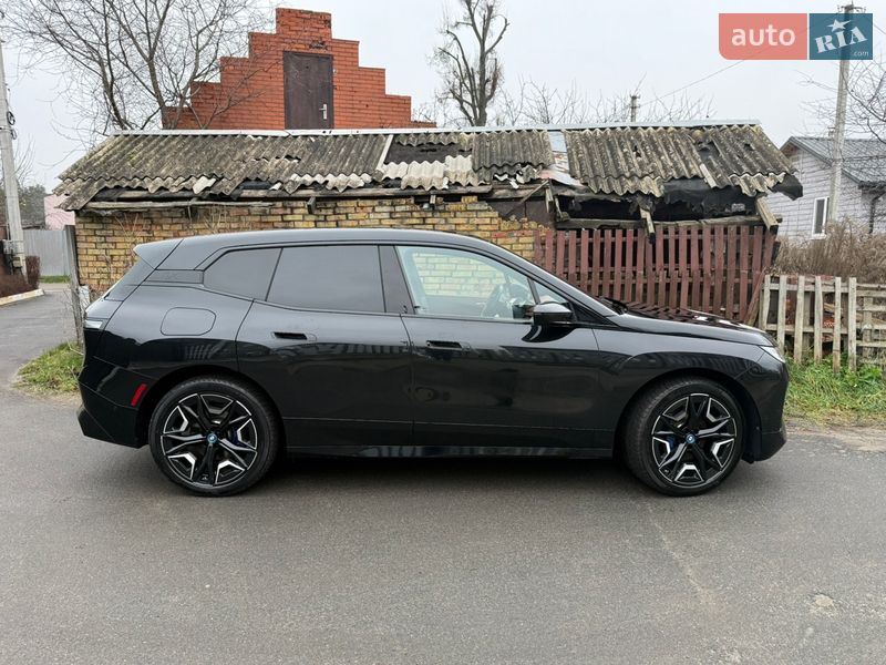 BMW iX 2023