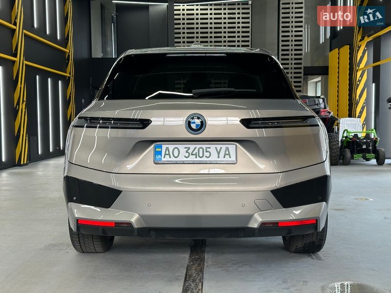 Внедорожник / Кроссовер BMW iX 2022 в Хусте