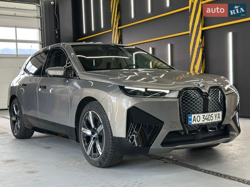 Внедорожник / Кроссовер BMW iX 2022 в Хусте
