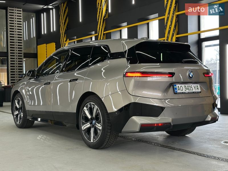 Внедорожник / Кроссовер BMW iX 2022 в Хусте