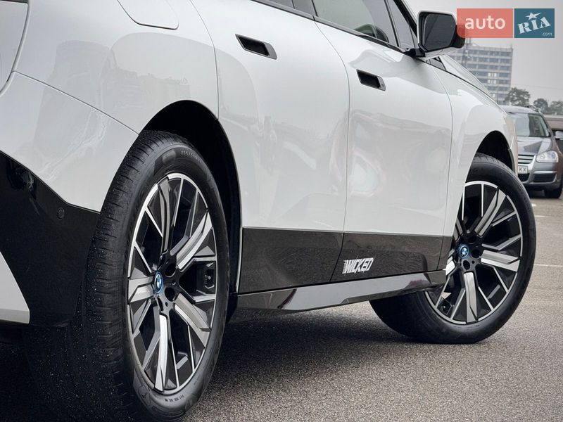 Внедорожник / Кроссовер BMW iX 2022 в Киеве фото 15 Внедорожник / Кроссовер BMW iX 2022 в Киеве