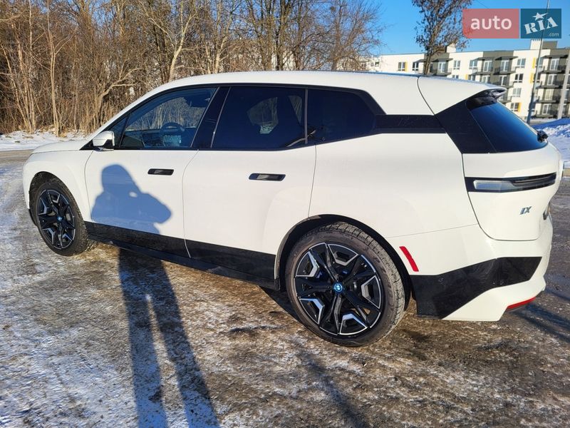 Внедорожник / Кроссовер BMW iX 2024 в Львове