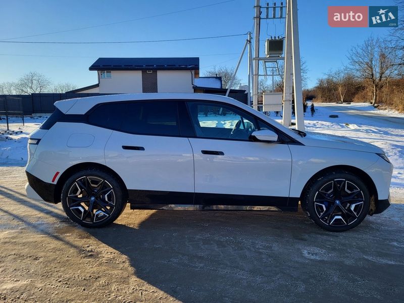 Внедорожник / Кроссовер BMW iX 2024 в Львове