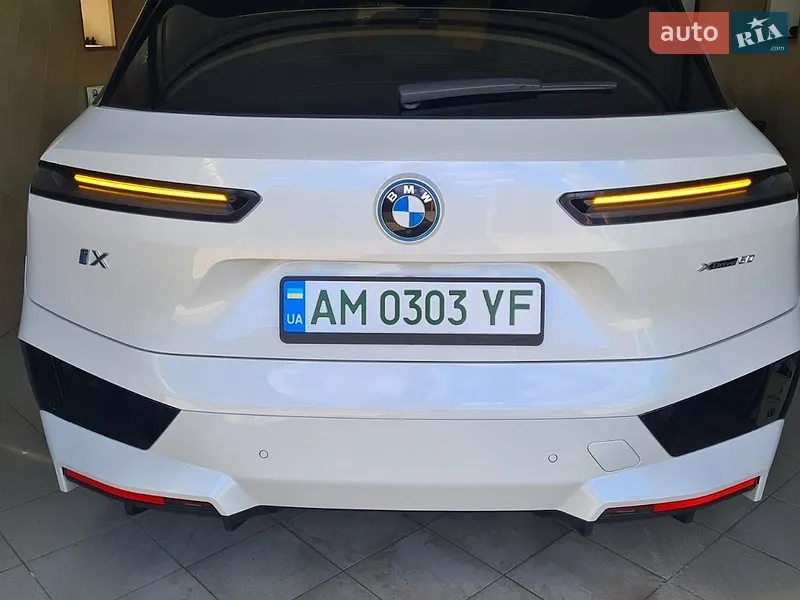 BMW iX 2024 VIN WB523CF07SCT32720 фото оголошення 2 з 108