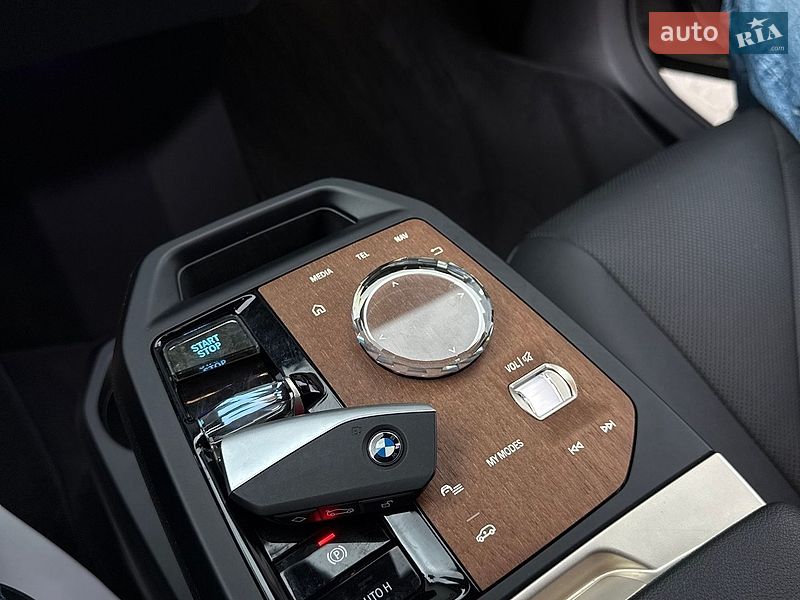 Внедорожник / Кроссовер BMW iX 2022 в Тернополе