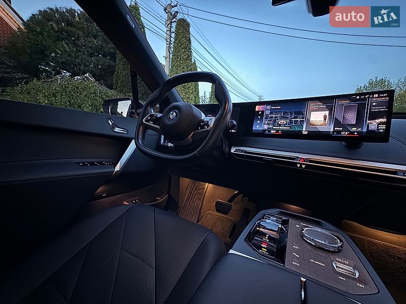 Внедорожник / Кроссовер BMW iX 2022 в Киеве