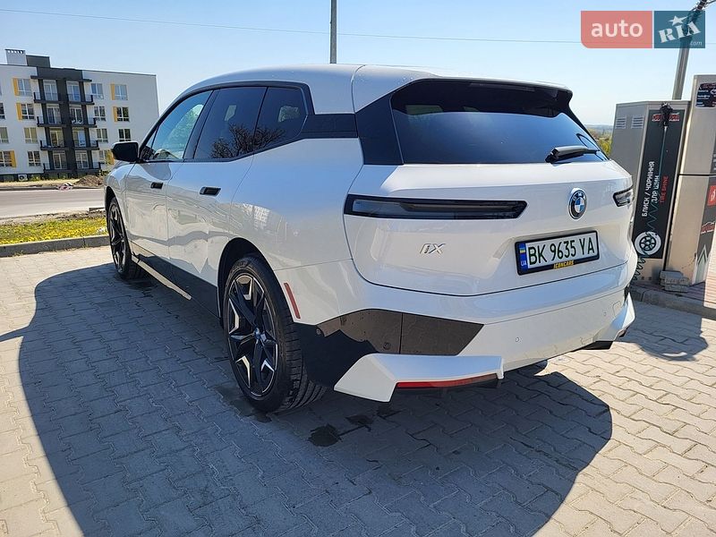 Внедорожник / Кроссовер BMW iX 2024 в Львове