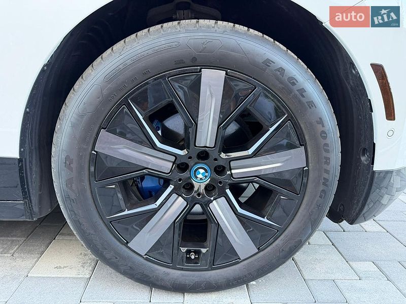 Внедорожник / Кроссовер BMW iX 2024 в Тернополе