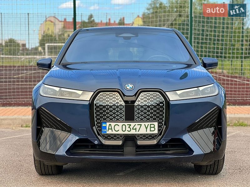 BMW iX, фото из объявления