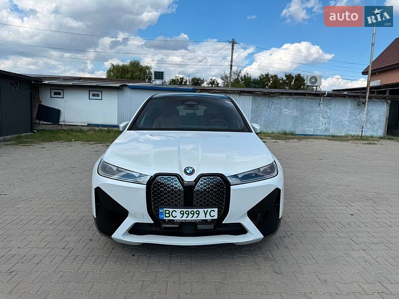 BMW iX 2023
