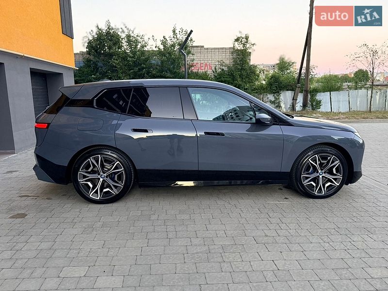 Позашляховик / Кросовер BMW iX 2022 в Івано-Франківську