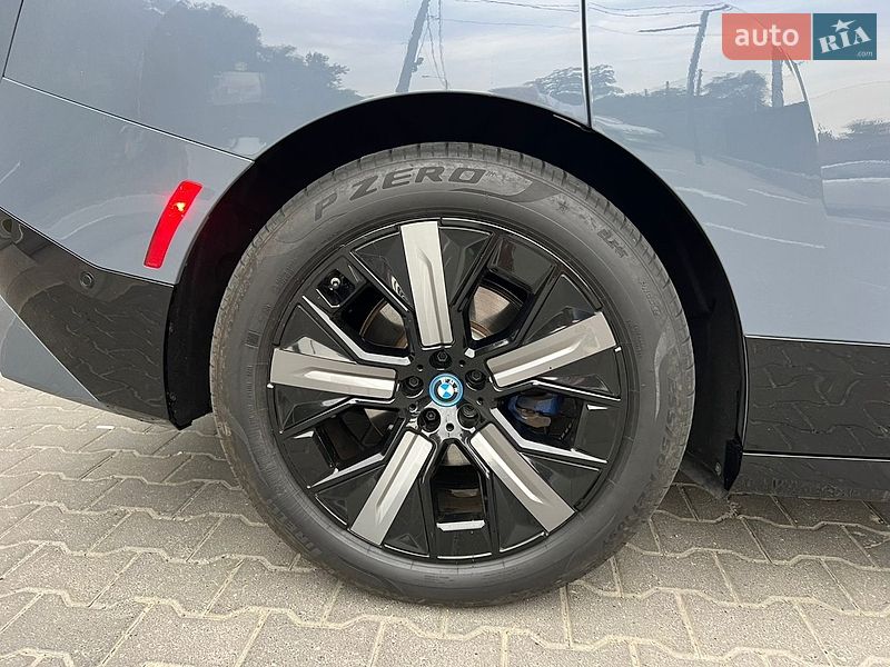 Позашляховик / Кросовер BMW iX 2023 в Чернівцях