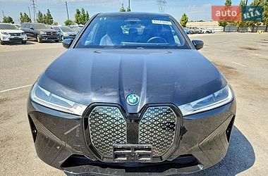 BMW iX 2025