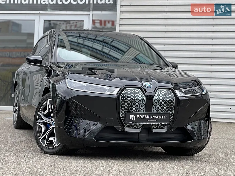 BMW iX