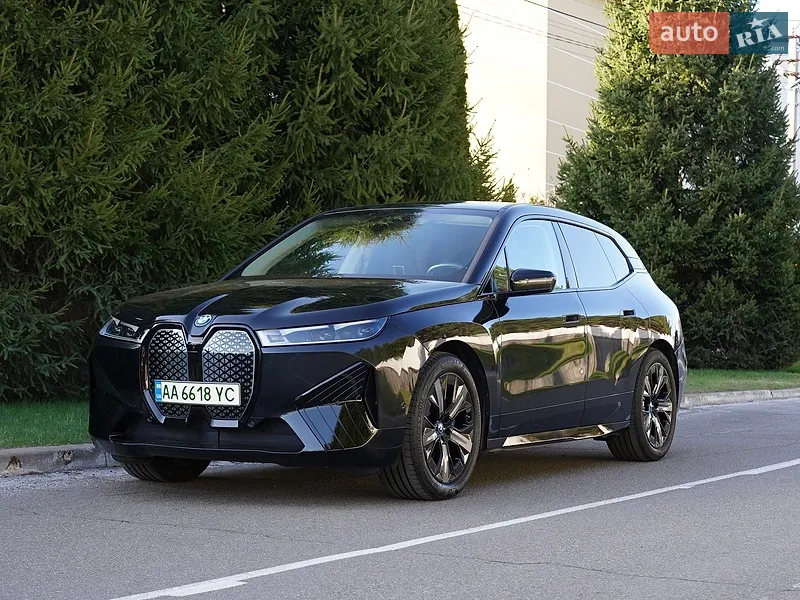 BMW iX