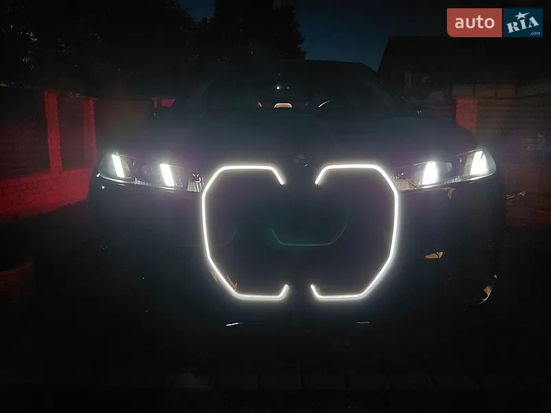 BMW iX