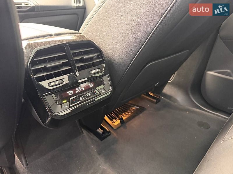 Внедорожник / Кроссовер BMW iX 2024 в Львове