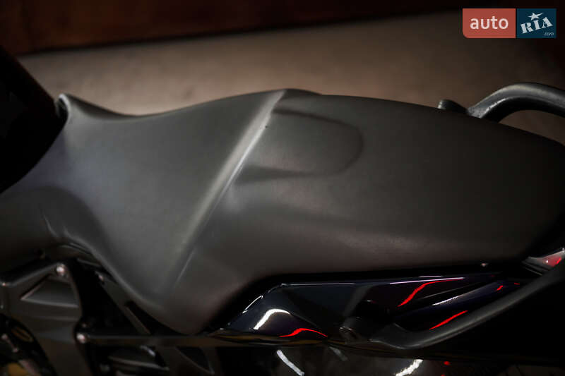 Мотоцикл Багатоцільовий (All-round) BMW K 1300R 2010 в Дніпрі фото 14 Мотоцикл Багатоцільовий (All-round) BMW K 1300R 2010 в Дніпрі