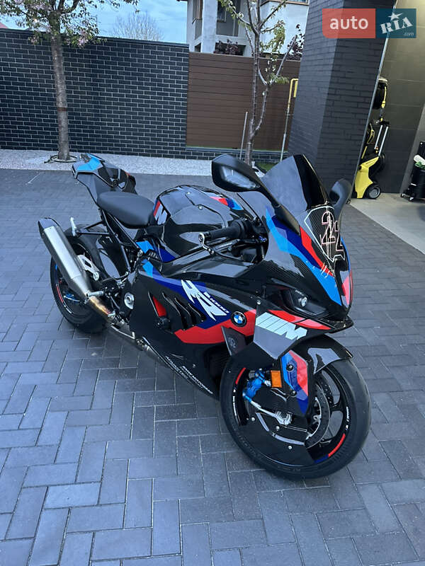 Спортбайк BMW M 1000RR 2024 в Киеве фото 19 Спортбайк BMW M 1000RR 2024 в Киеве