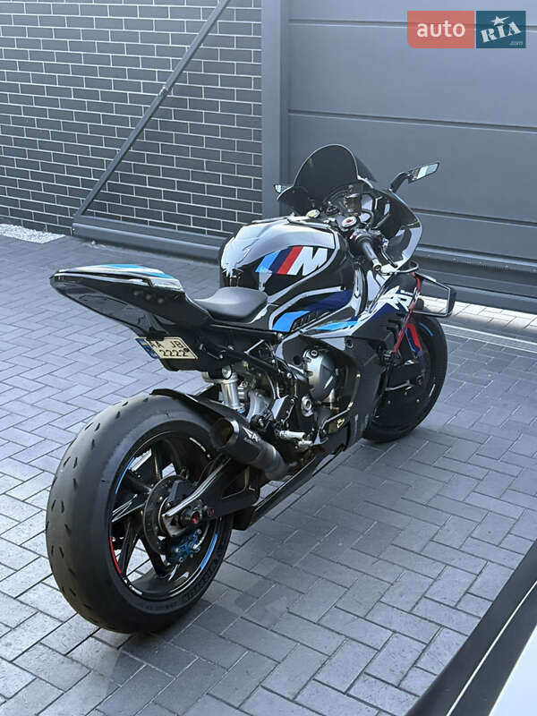 Спортбайк BMW M 1000RR 2024 в Киеве фото 34 Спортбайк BMW M 1000RR 2024 в Киеве