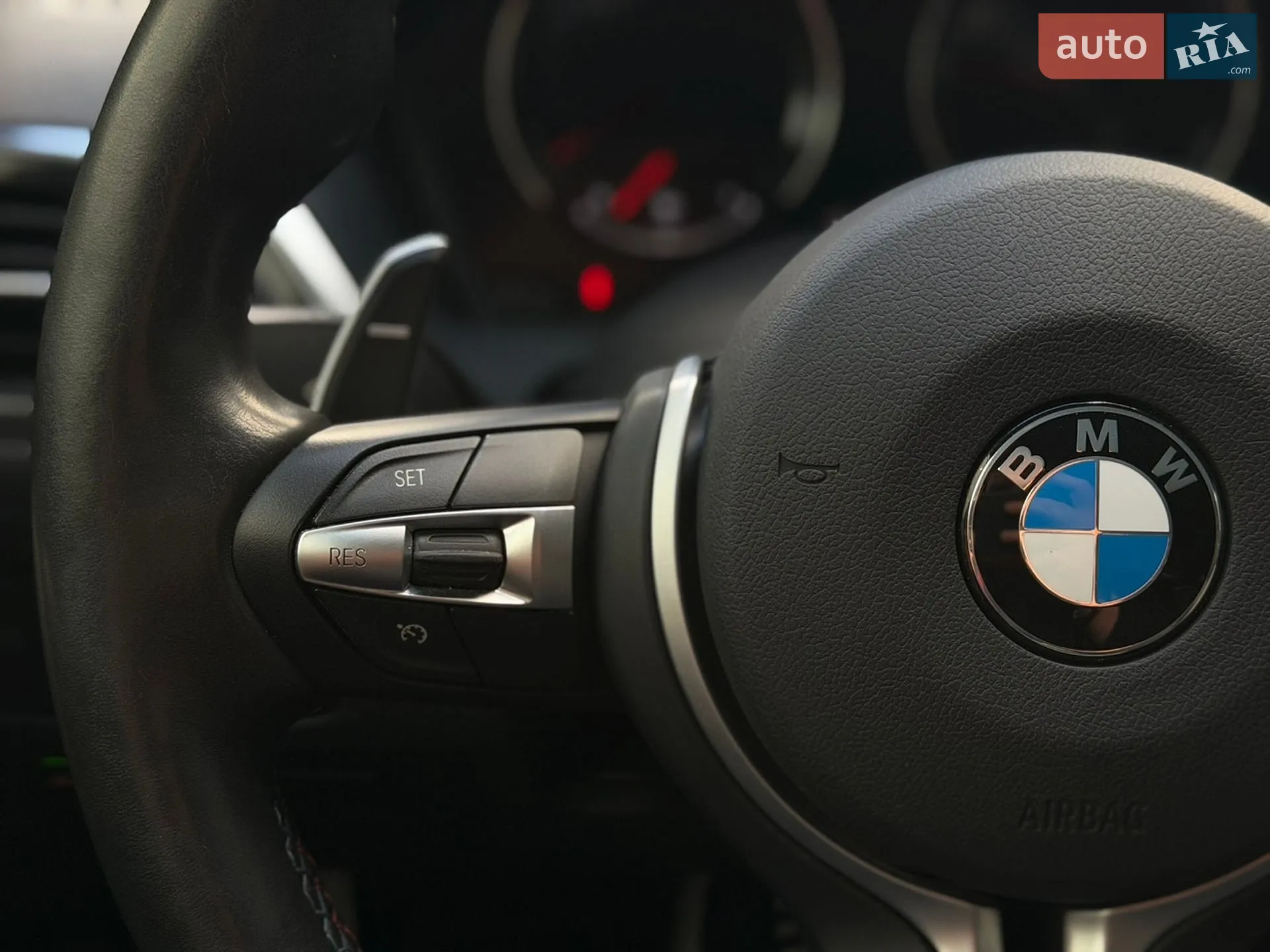 2017 BMW M2 - мініатюра 16