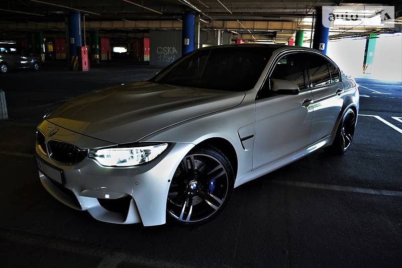 Седан BMW M3 2015 в Киеве