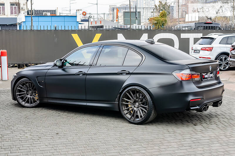 Седан BMW M3 2017 в Киеве