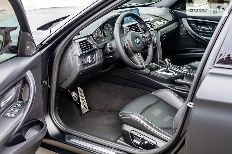 Седан BMW M3 2017 в Киеве