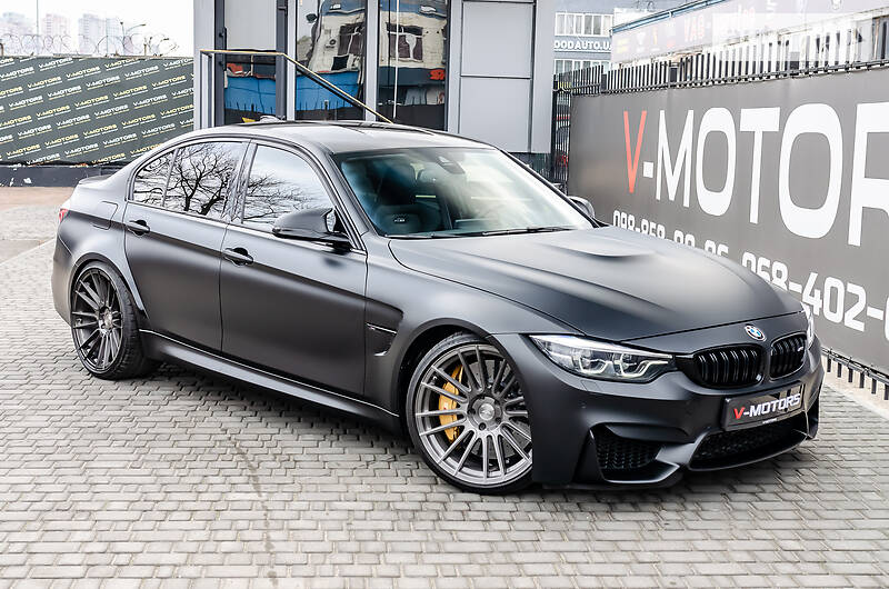Седан BMW M3 2017 в Киеве