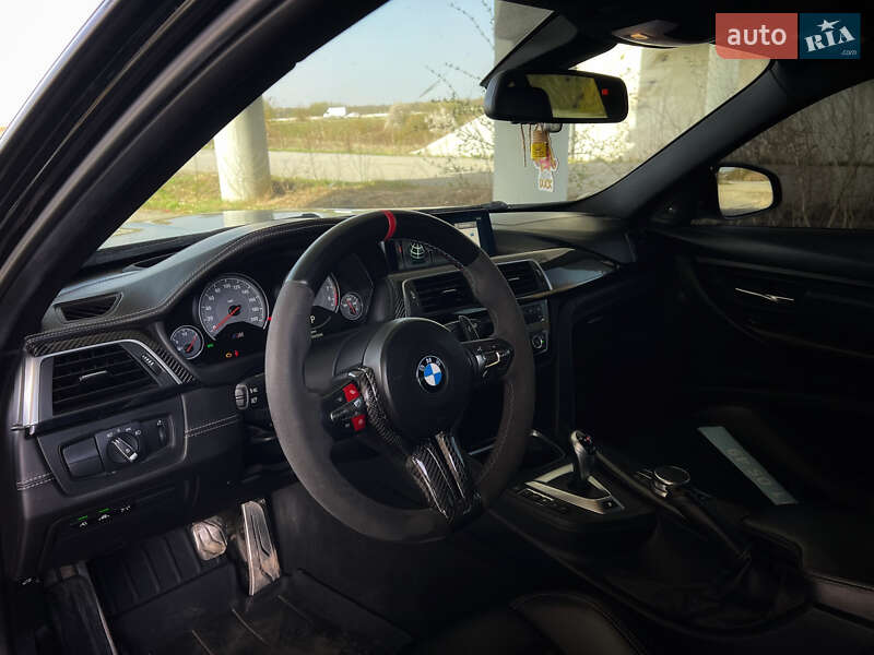 Седан BMW M3 2016 в Чорткові