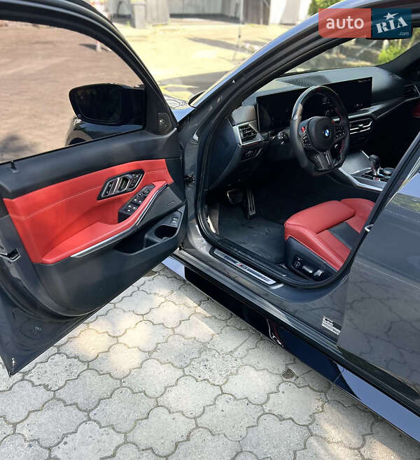 Седан BMW M3 2023 в Чернівцях