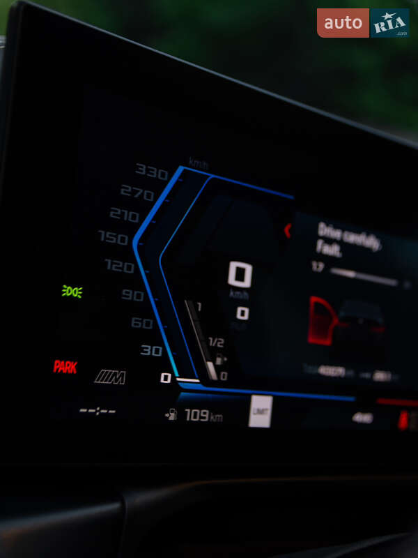 Седан BMW M3 2023 в Киеве