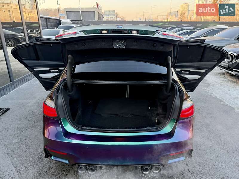 Седан BMW M3 2018 в Киеве
