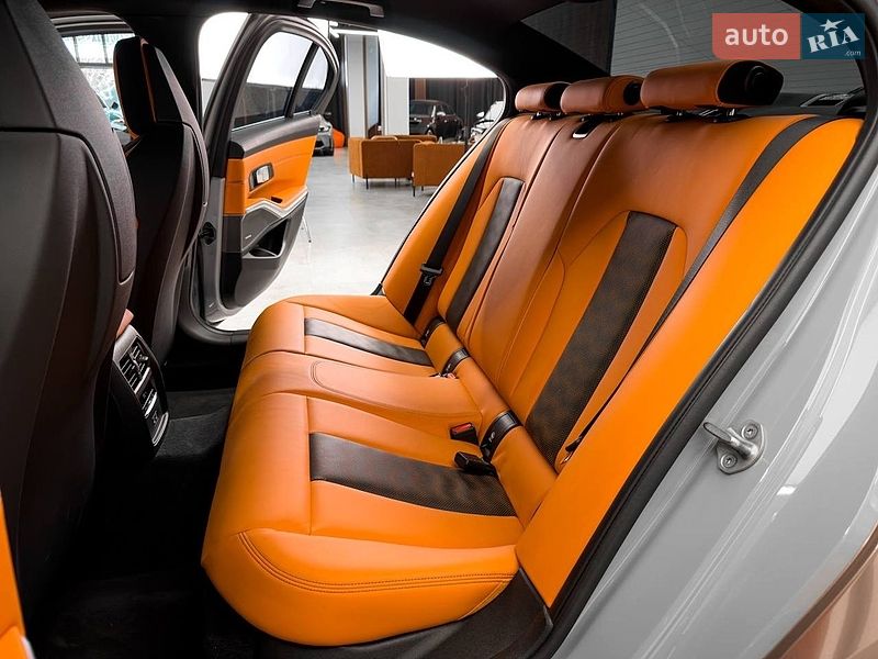 Седан BMW M3 2024 в Киеве