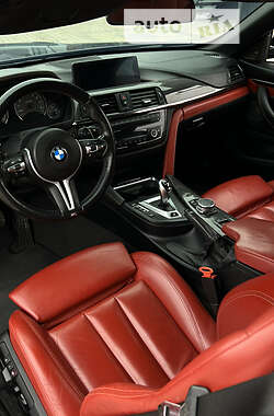 Кабриолет BMW M4 2015 в 