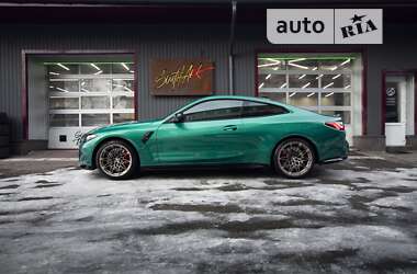 Купе BMW M4 2021 в 