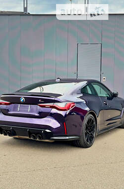Купе BMW M4 2022 в 