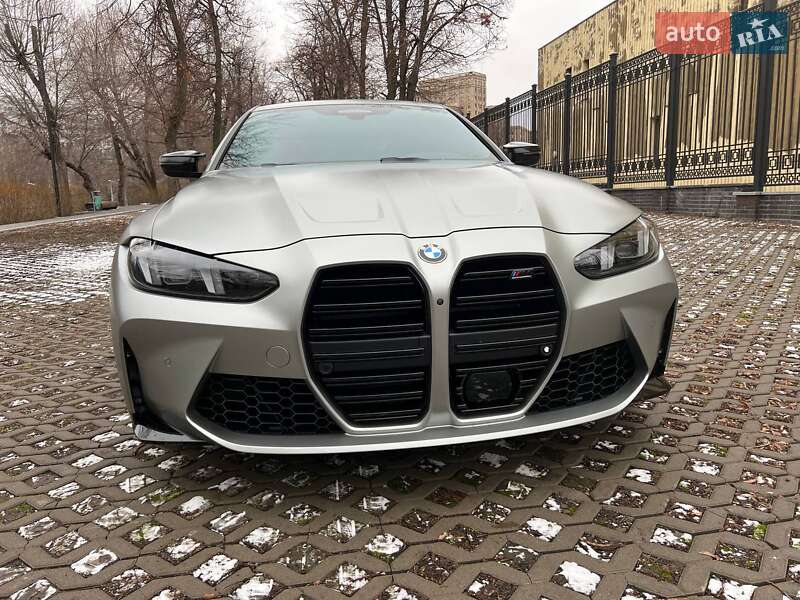Купе BMW M4 2022 в 