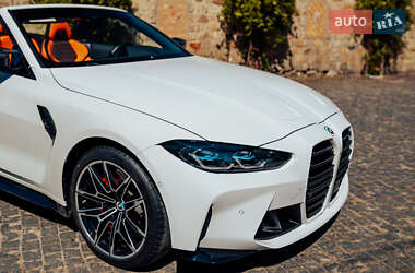 Кабриолет BMW M4 2023 в 