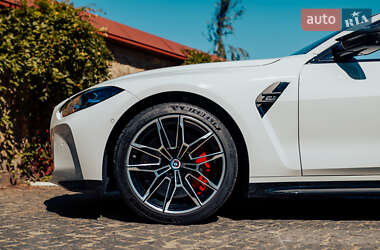 Кабриолет BMW M4 2023 в 
