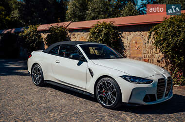 Кабриолет BMW M4 2023 в 